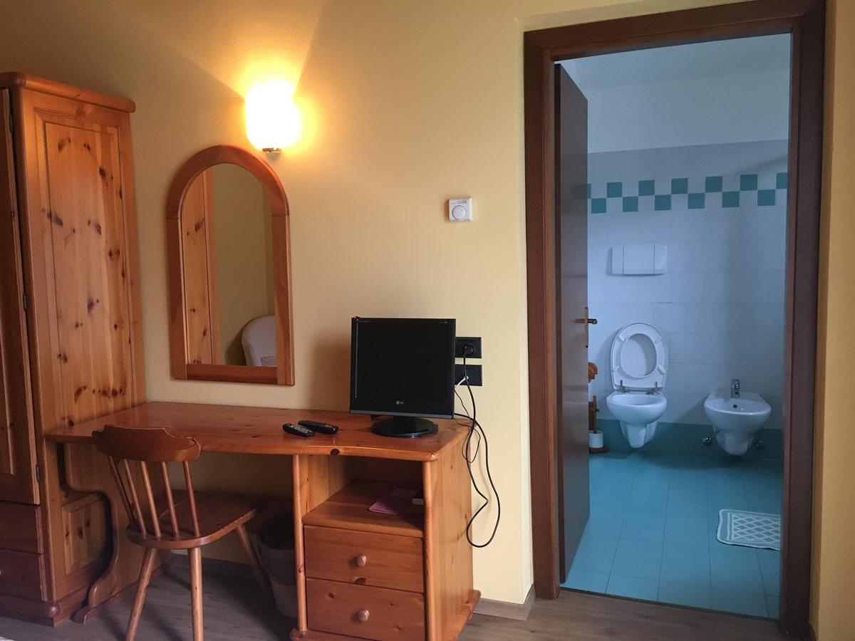 Sporting Club Hotel Ballabio Екстериор снимка